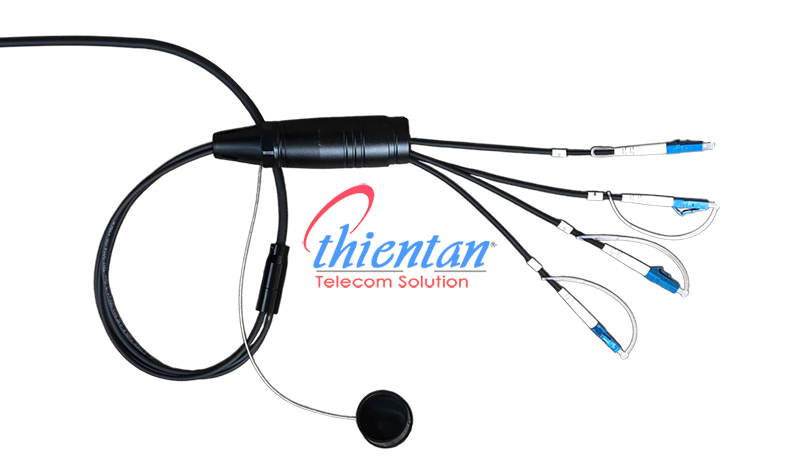 c&aacute;p quang d&atilde; chiến 4FO