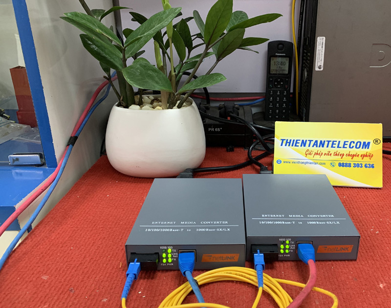 Bộ chuyển quang điện NETLINK HTB-4100AB